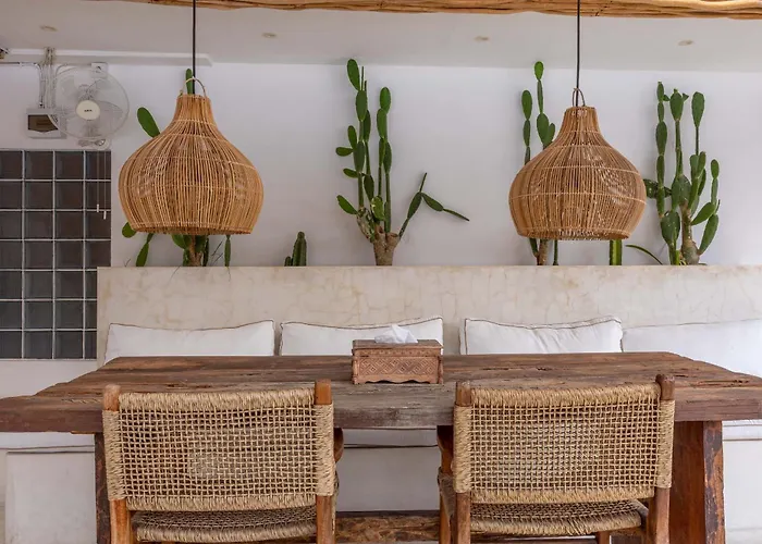 Turan Casa Auri Villa Seminyak