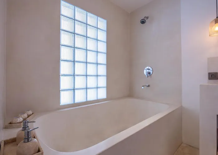 Turan Casa Auri Villa Seminyak