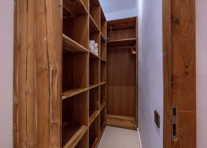 Turan Casa Auri *